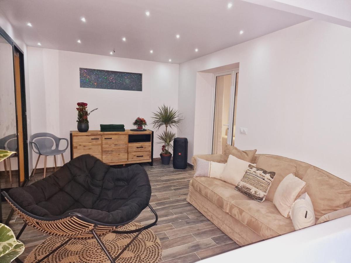 Atoumo Appartement Love Jacuzzi & Jardin Disneyland Paris Quincy-Voisins Exterior foto